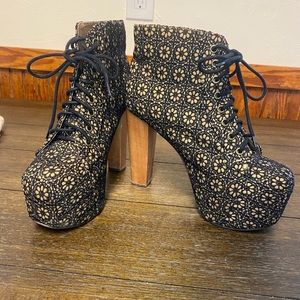 Amazing high heel boots.